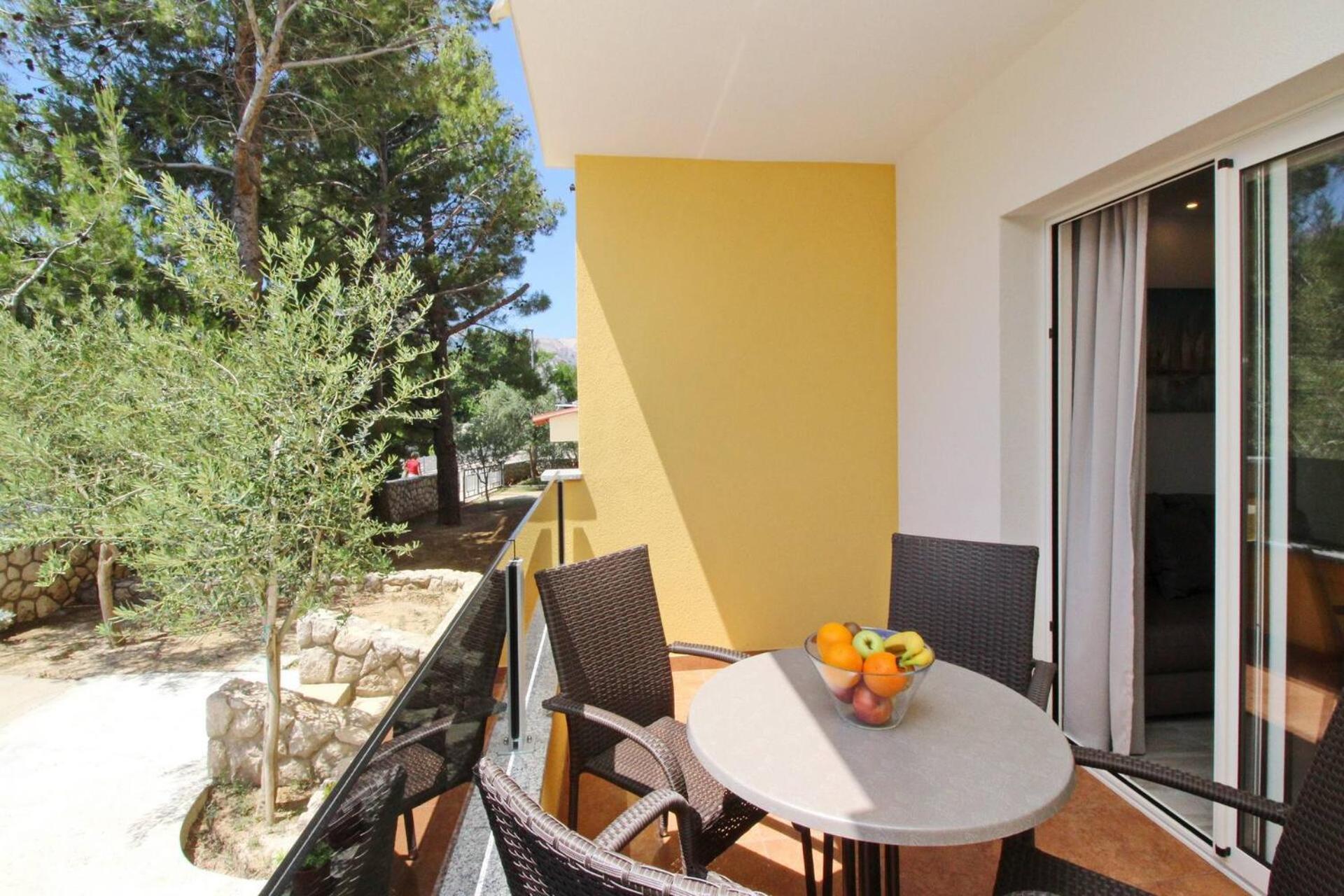 Sunshine Residence Baska Екстериор снимка
