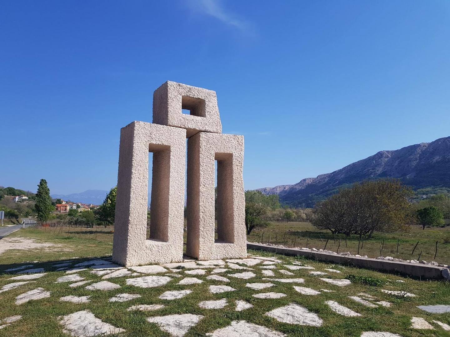 Sunshine Residence Baska Екстериор снимка