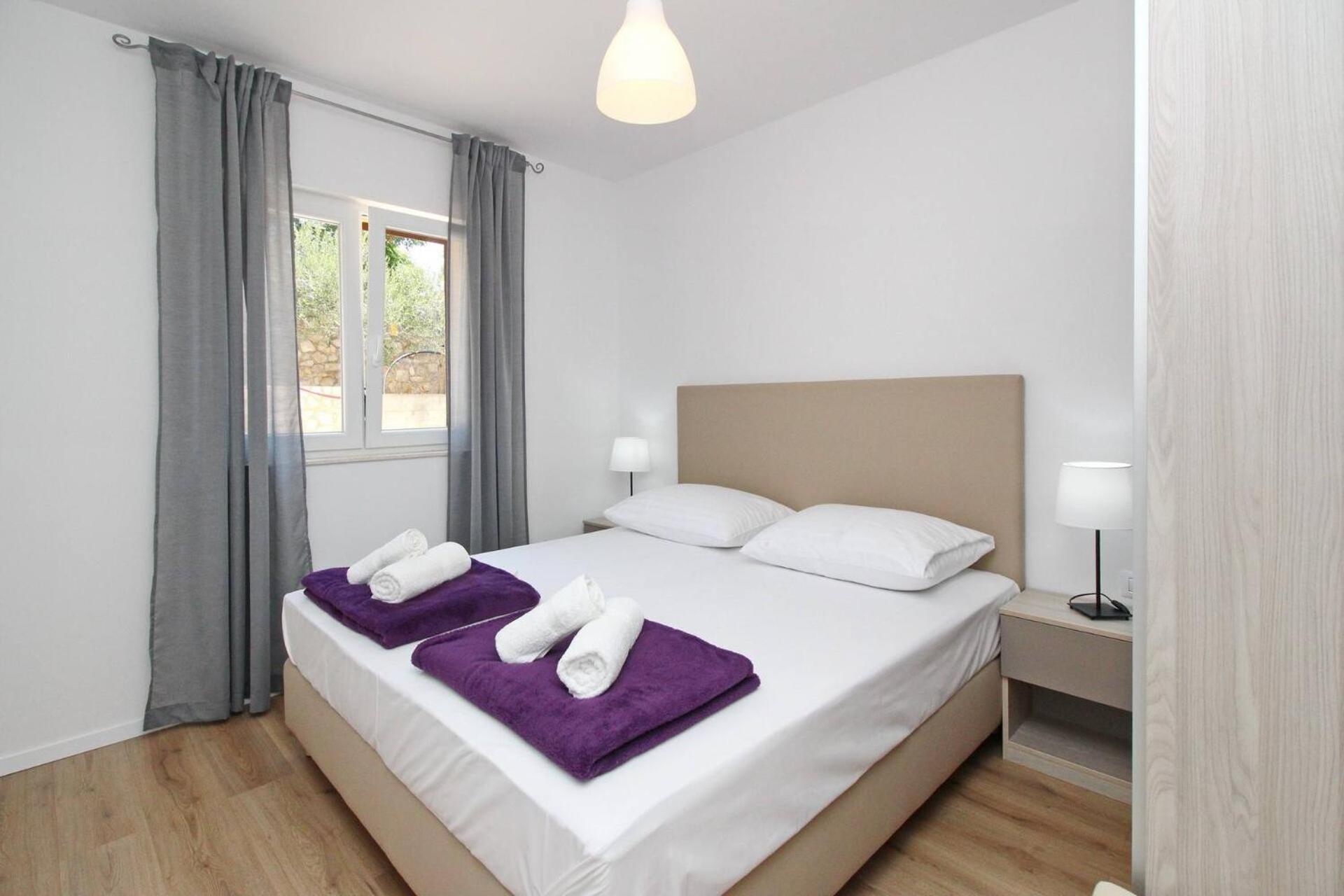 Sunshine Residence Baska Екстериор снимка