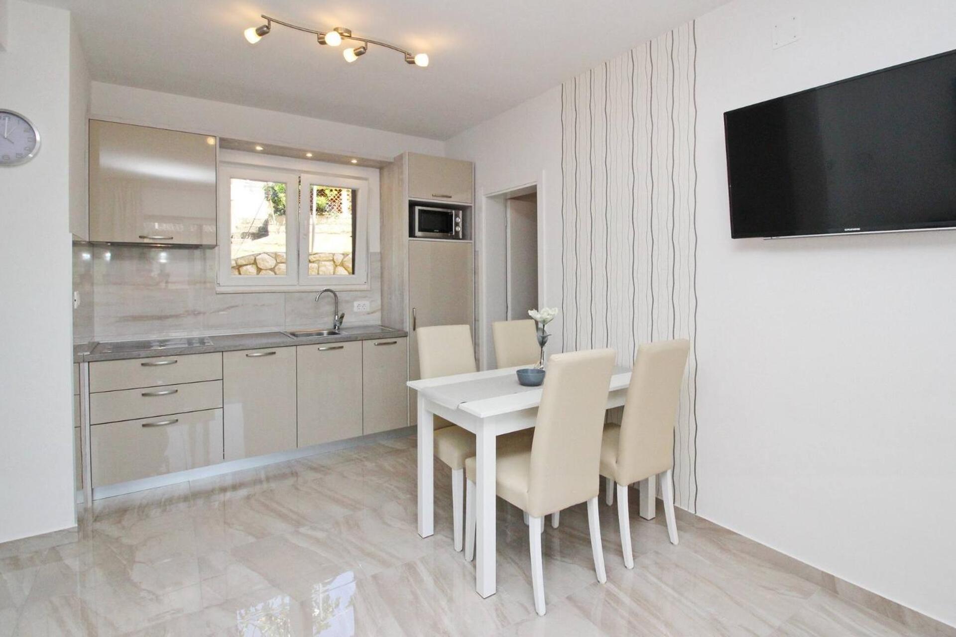 Sunshine Residence Baska Екстериор снимка